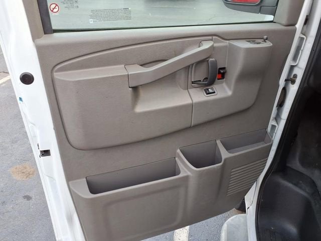 2023 Chevrolet Express Cargo 2500 WT