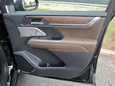 2027 GMC Acadia Denali Ultimate
