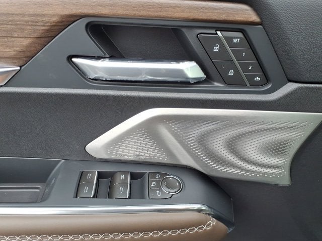 2027 GMC Acadia Denali Ultimate
