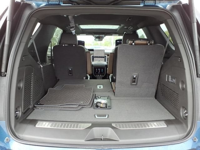 2027 GMC Yukon Denali Ultimate