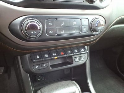 2021 GMC Canyon 4WD AT4 w/Leather