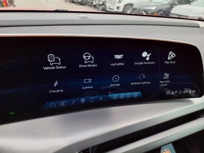 2026 Cadillac VISTIQ Luxury