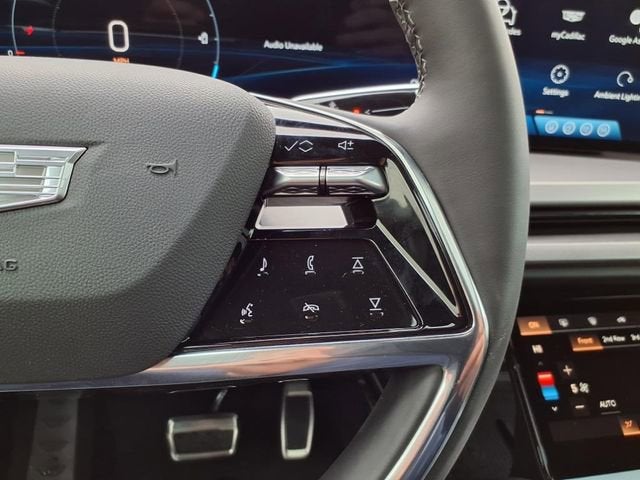 2026 Cadillac VISTIQ Luxury