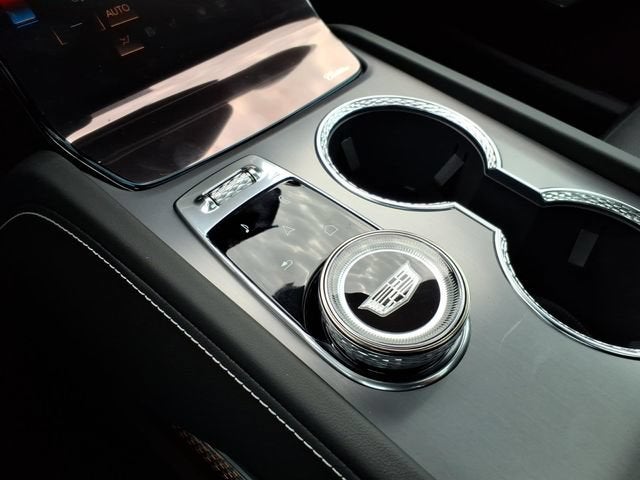 2027 Cadillac VISTIQ Luxury