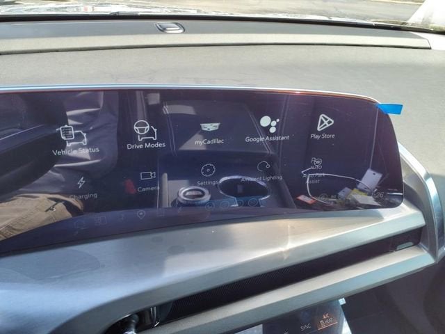 2026 Cadillac VISTIQ Luxury