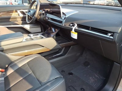 2027 Cadillac VISTIQ Luxury