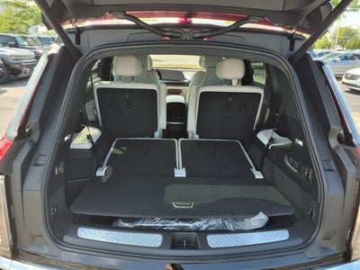 2026 Cadillac VISTIQ Luxury