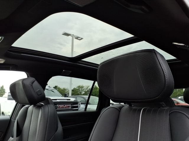 2027 Cadillac VISTIQ Luxury