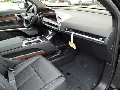 2027 Cadillac VISTIQ Luxury