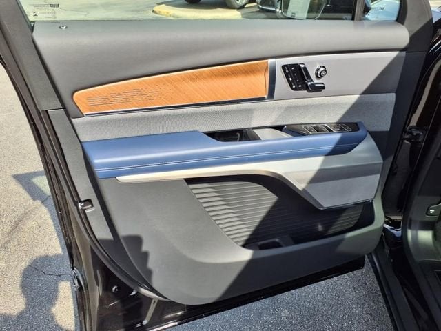 2026 Cadillac VISTIQ Premium Luxury