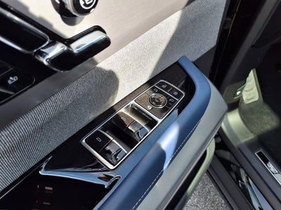 2026 Cadillac VISTIQ Premium Luxury