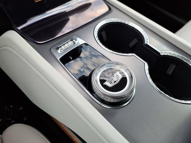 2027 Cadillac VISTIQ Sport