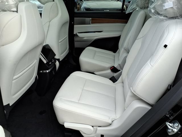 2027 Cadillac VISTIQ Sport