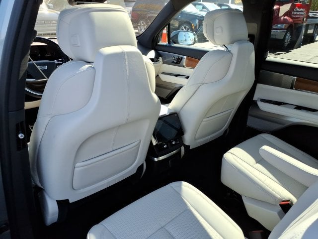 2027 Cadillac VISTIQ Sport