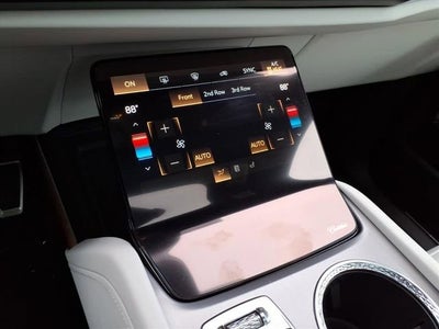 2026 Cadillac VISTIQ Sport