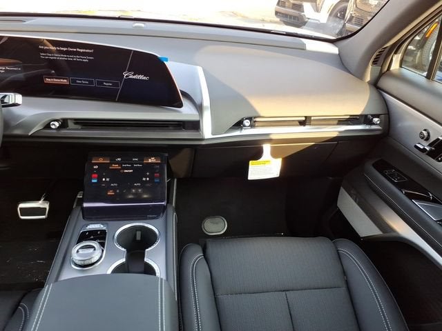 2027 Cadillac VISTIQ Sport