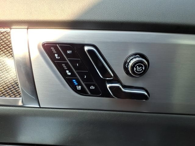 2027 Cadillac VISTIQ Sport