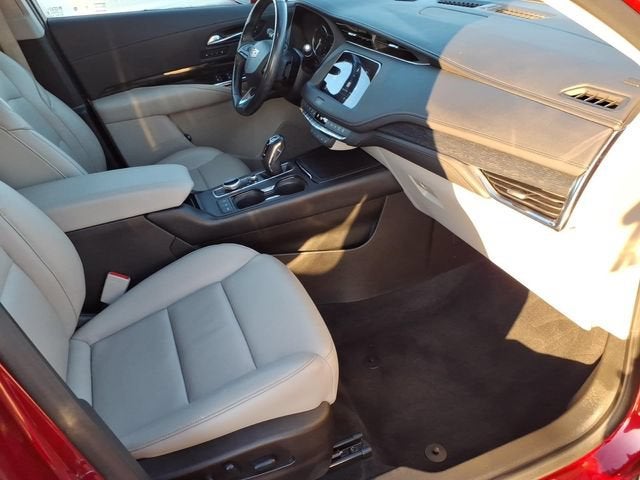 2019 Cadillac XT4 AWD Premium Luxury