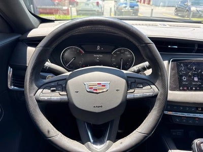 2023 Cadillac XT4 Sport