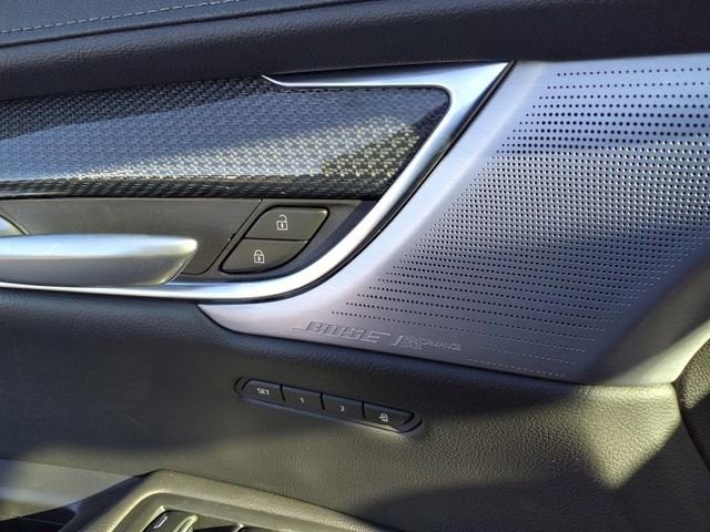 2025 Cadillac XT5 Sport