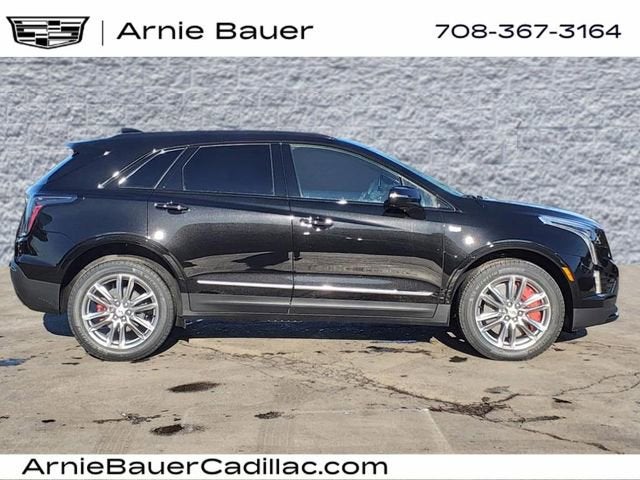 2025 Cadillac XT5 Sport