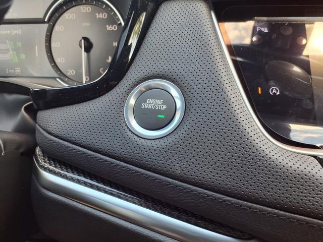 2025 Cadillac XT5 Sport