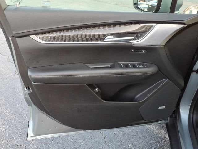 2024 Cadillac XT5 Sport