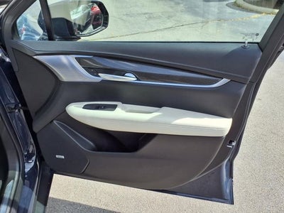 2025 Cadillac XT5 Sport