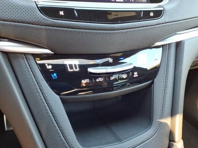 2026 Cadillac XT5 Sport
