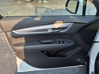 2025 Cadillac XT6 Luxury