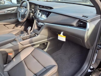 2025 Cadillac XT6 Luxury