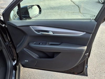 2025 Cadillac XT6 Luxury