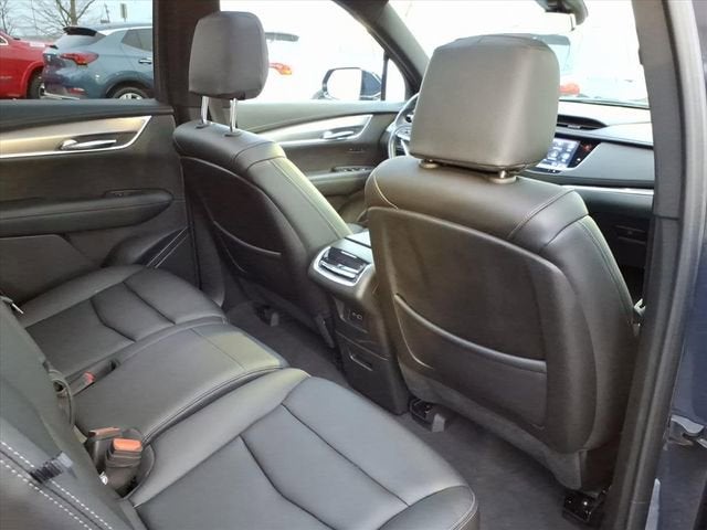 2024 Cadillac XT6 Luxury