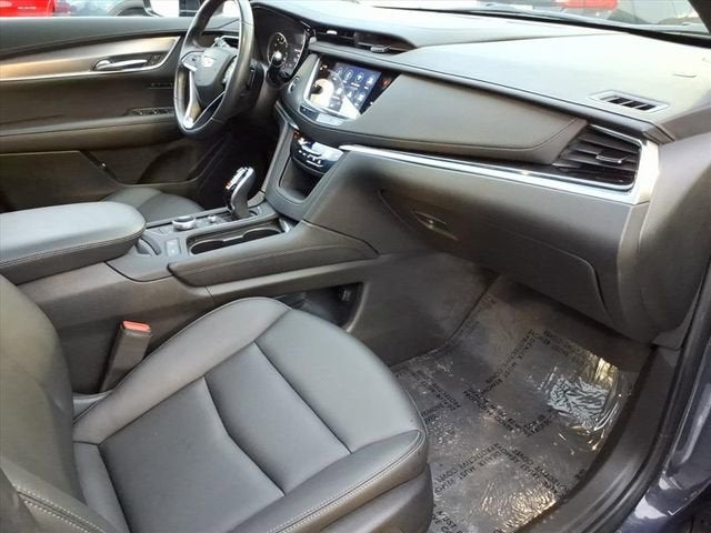 2024 Cadillac XT6 Luxury