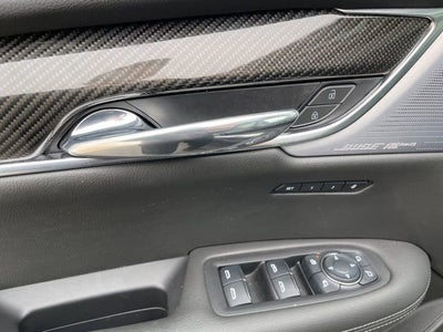 2023 Cadillac XT6 Sport