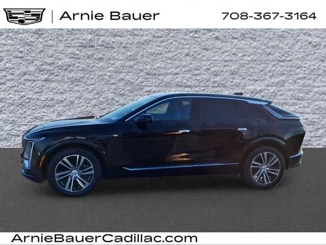 2025 Cadillac LYRIQ Luxury 1