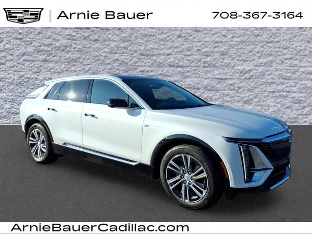 2025 Cadillac LYRIQ Luxury 1