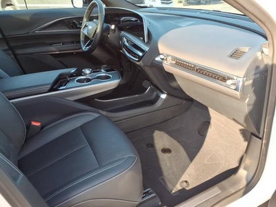 2025 Cadillac LYRIQ Luxury 1