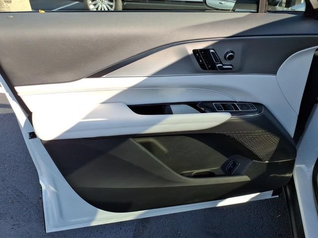 2027 Cadillac LYRIQ Luxury