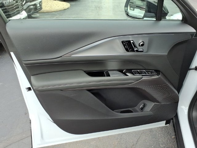 2027 Cadillac LYRIQ Luxury