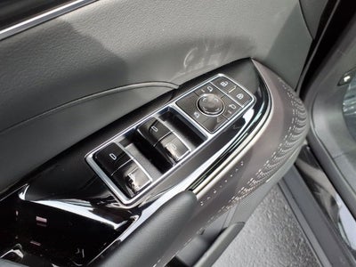2025 Cadillac LYRIQ Luxury 1