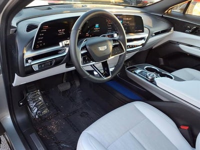 2024 Cadillac LYRIQ Luxury 1