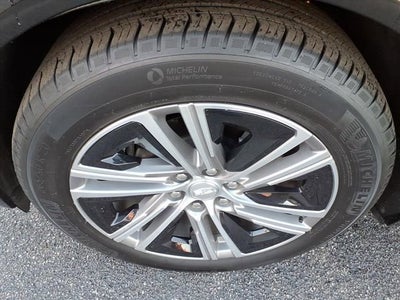 2024 Cadillac LYRIQ Luxury 1