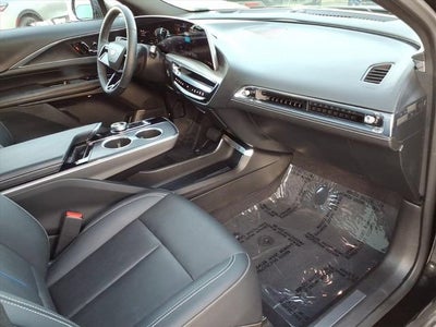 2024 Cadillac LYRIQ Luxury 1