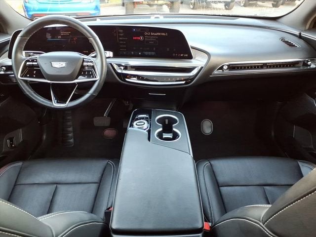 2024 Cadillac LYRIQ Luxury 1