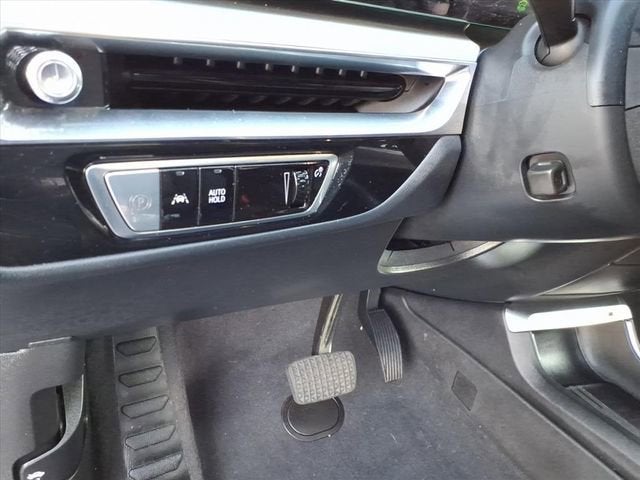 2024 Cadillac LYRIQ Luxury 1