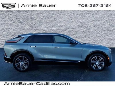 2024 Cadillac LYRIQ Luxury 1