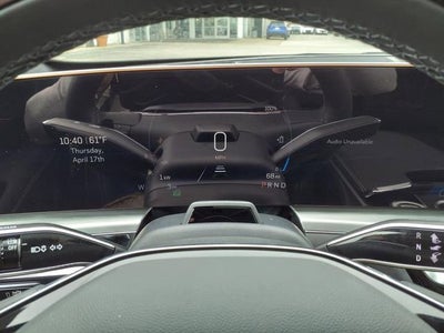 2025 Cadillac LYRIQ Luxury 2