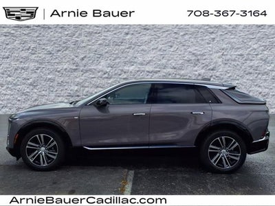 2025 Cadillac LYRIQ Luxury 2