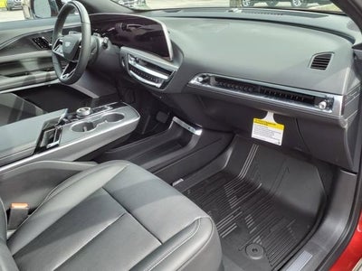 2025 Cadillac LYRIQ Luxury 2